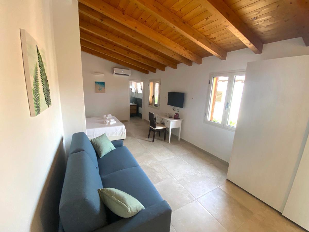 Punto Zero Rooms San Teodoro  Zewnętrze zdjęcie